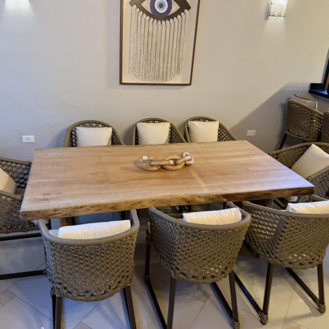 Milene Móveis - Mesa Tampo Orgânico 8 Lugares